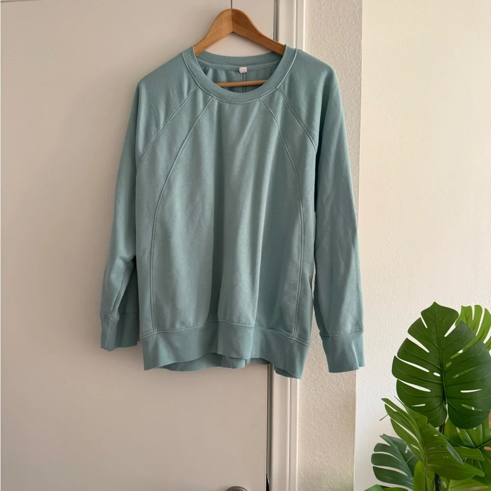 Zella Soft Teal Crew Neck Sweater